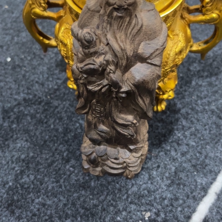 精品摆件工艺品等