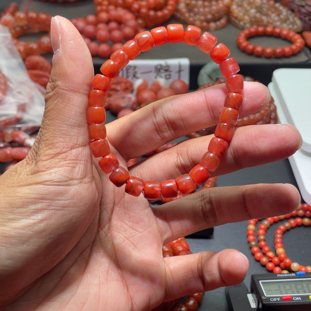 南红玛瑙手链未镶嵌