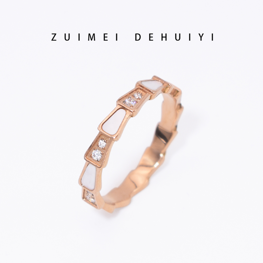 钛钢贝壳戒指 轻奢贝壳镶钻蛇形戒指女高级感小众设计网红ins食指