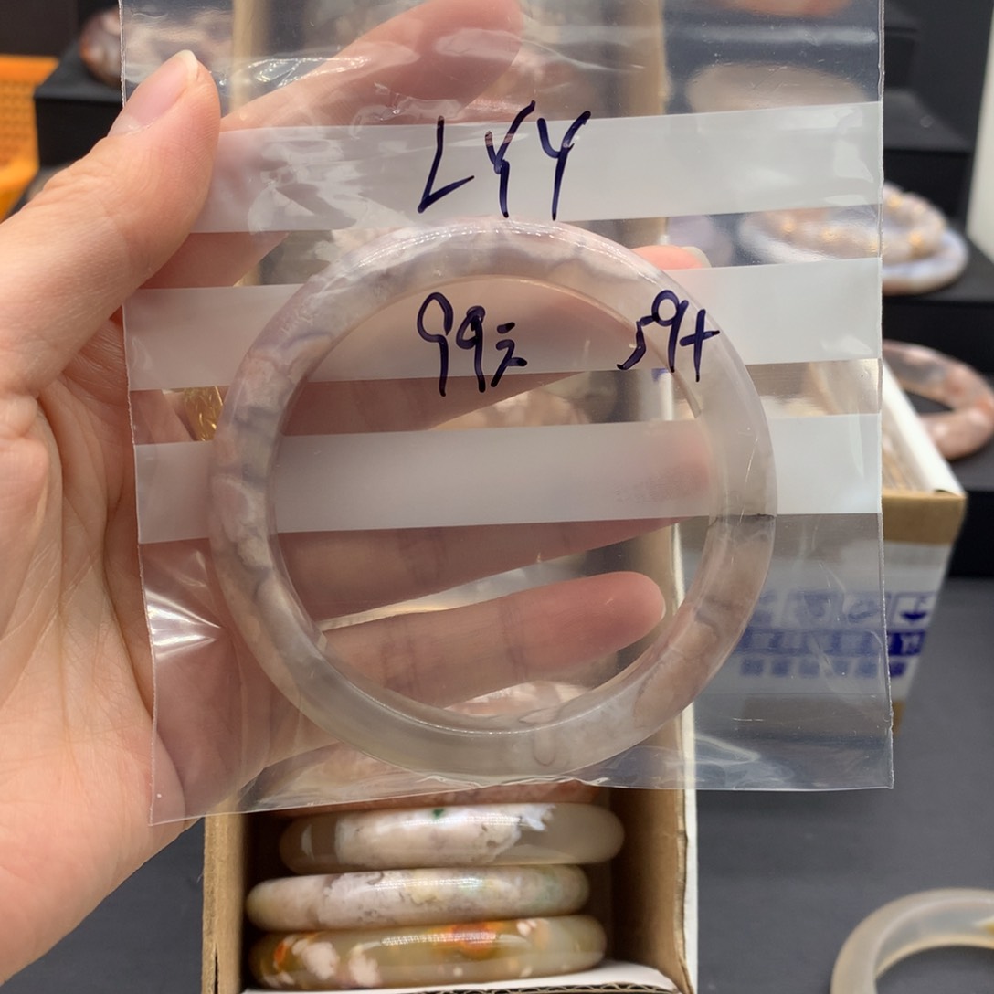 【闪购商品】玛瑙/玉髓手镯未镶嵌L*Y