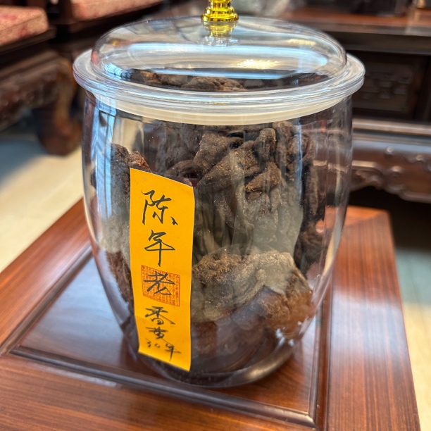 【4斤+罐】 精制老香黄颗粒大小随机                       鱼胶村