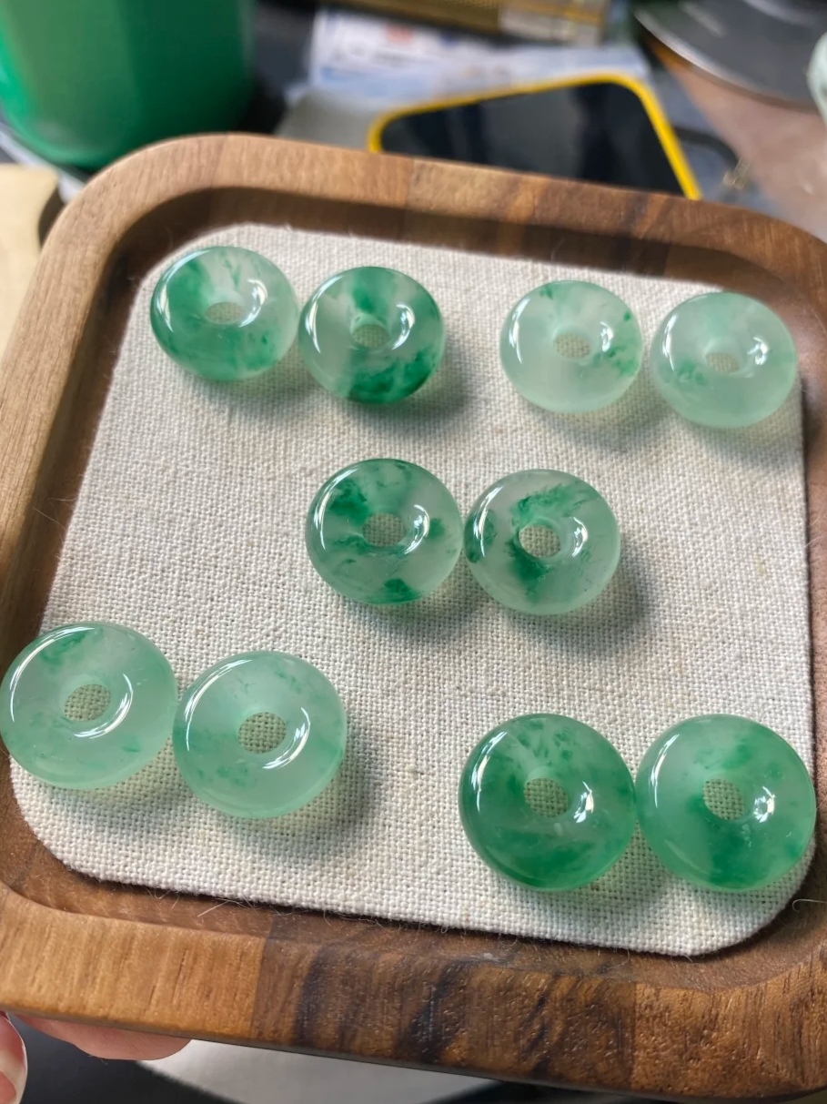 福利非洲翠天然玉石独龙玉A货（多样性发货  拍一发一）