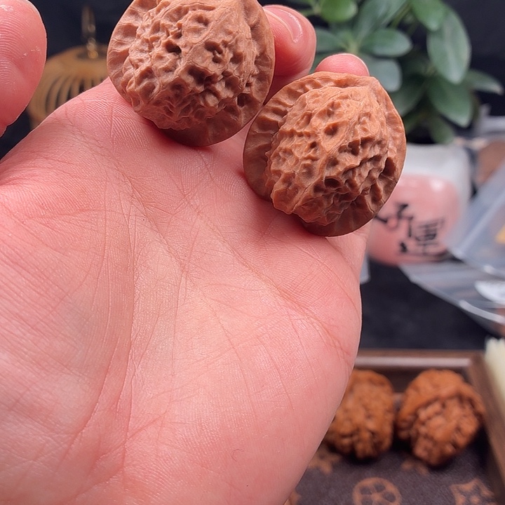 吊坠文玩核桃瓷娃娃