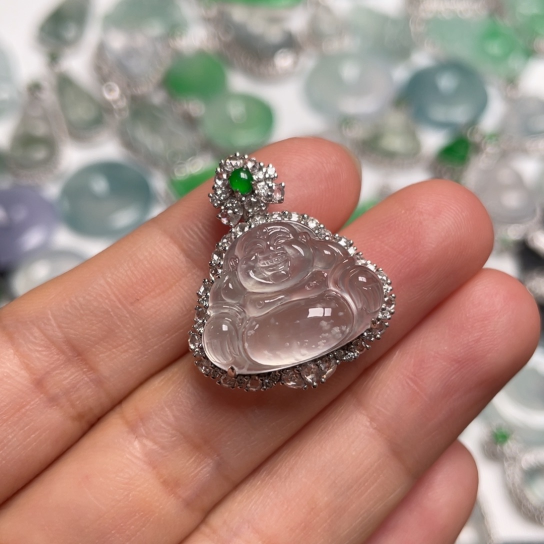 翡翠颈饰18K金镶嵌佛公