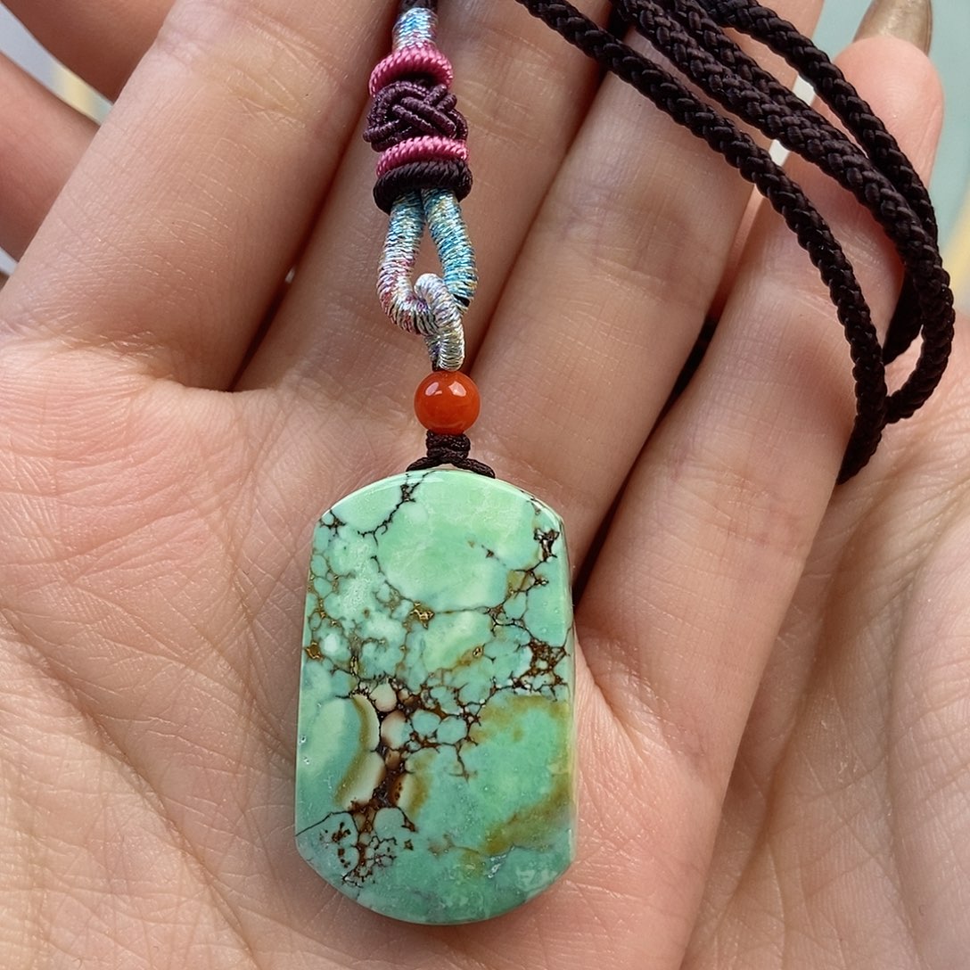 绿松石配饰未镶嵌