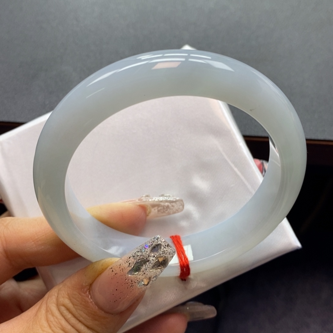 翡翠未镶嵌手镯手镯