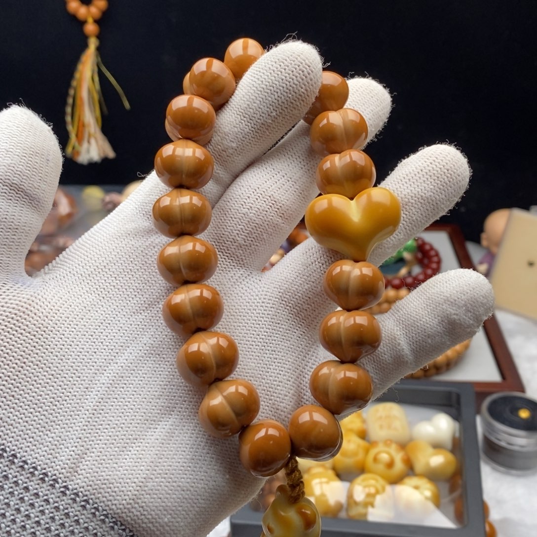 .***.吊坠猴头核桃猴头核桃