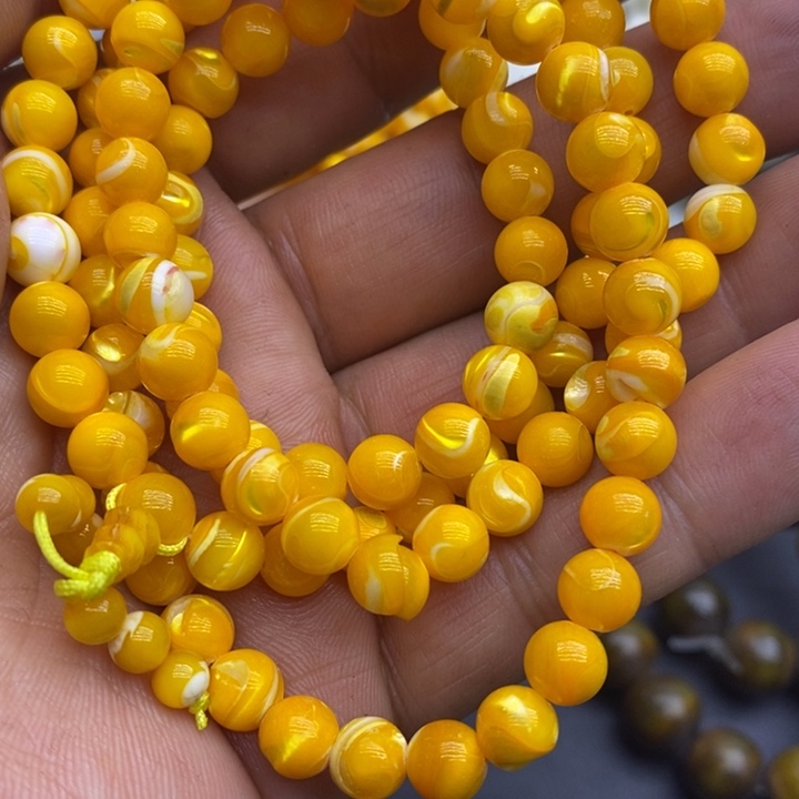 大果紫檀（缅甸花梨）0.75成108颗金黄大白