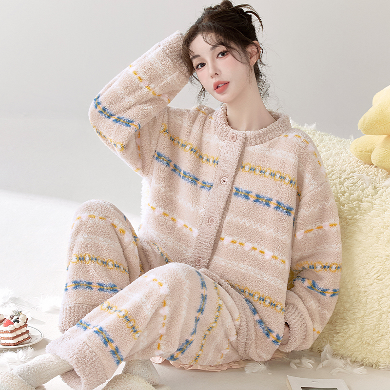 【白茶清欢】秋冬天可外穿法兰绒家居服睡衣复古提花高密暖绒套装女
