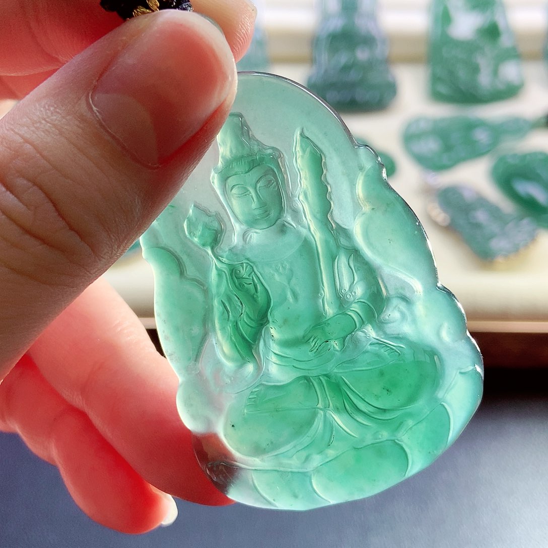 【闪购商品】翡翠未镶嵌颈饰天然