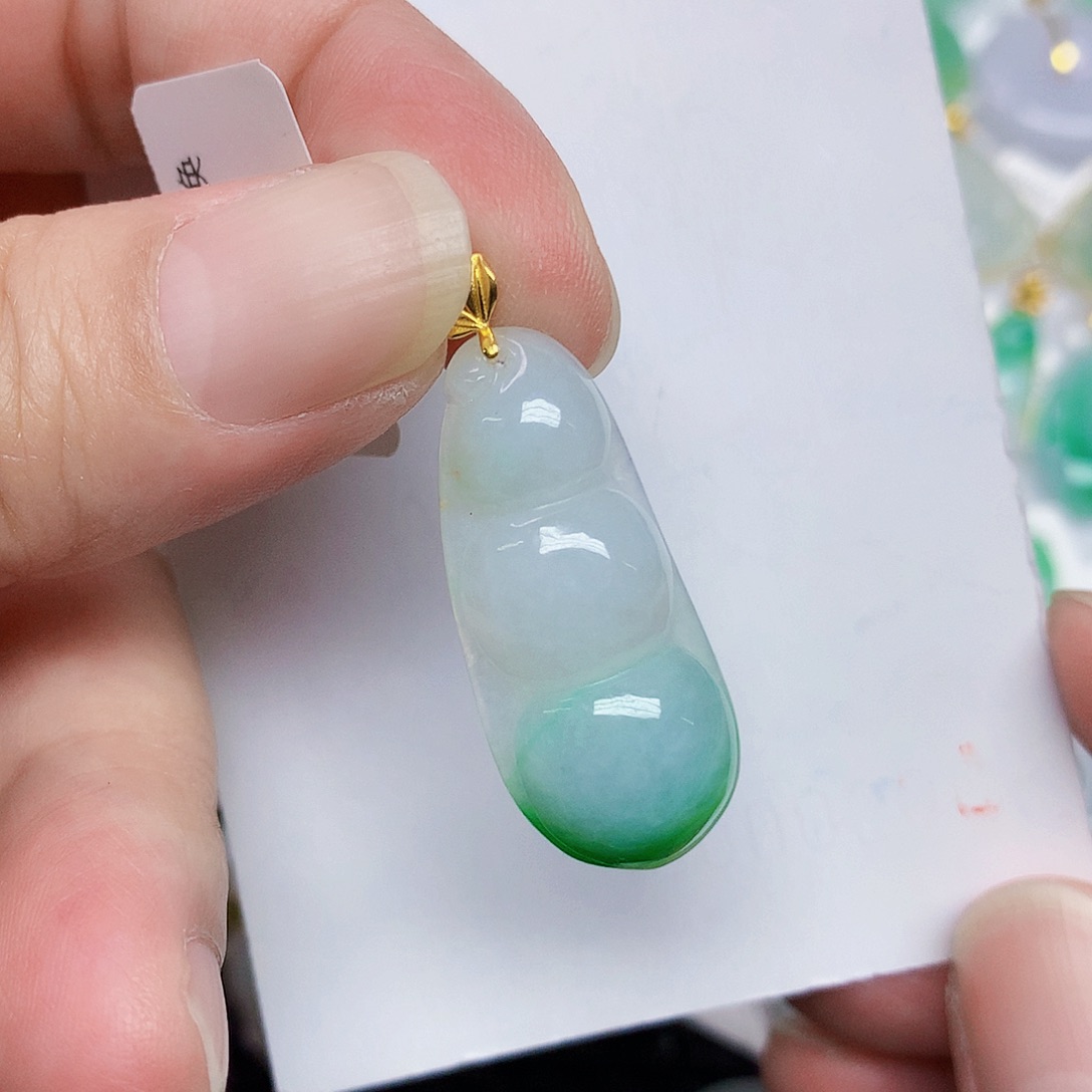 翡翠18K金镶嵌颈饰378998