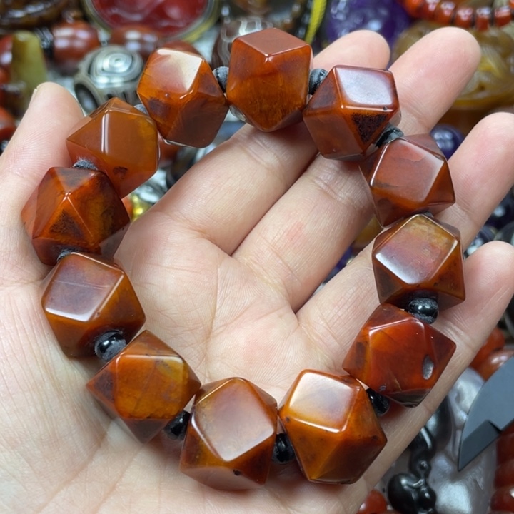 玛瑙/玉髓颈饰未镶嵌