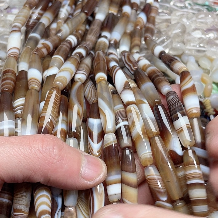 玛瑙/玉髓珠宝半成品未镶嵌一条8x34mm玛瑙桶珠