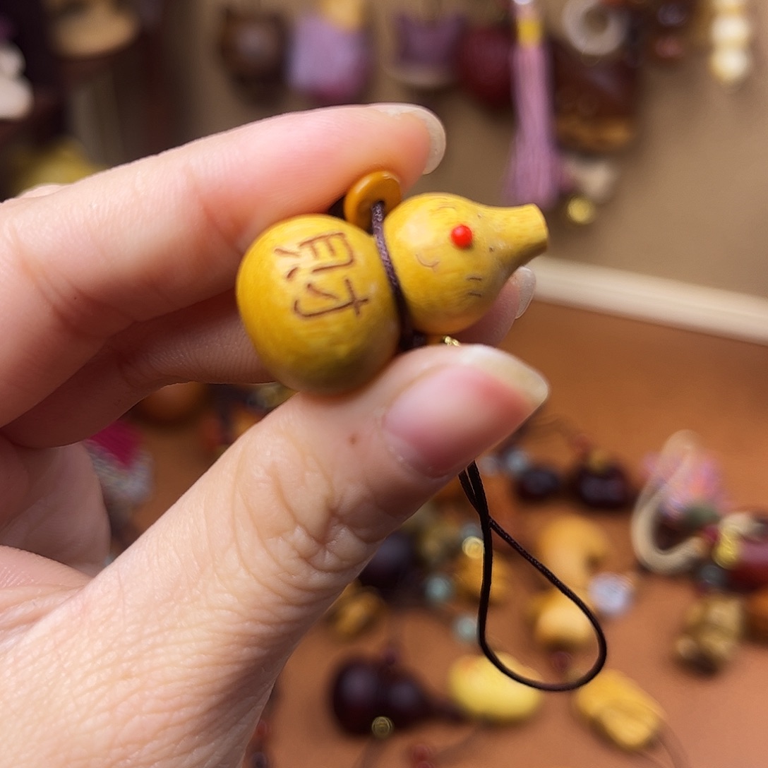 黄金檀葫芦把件手机挂件