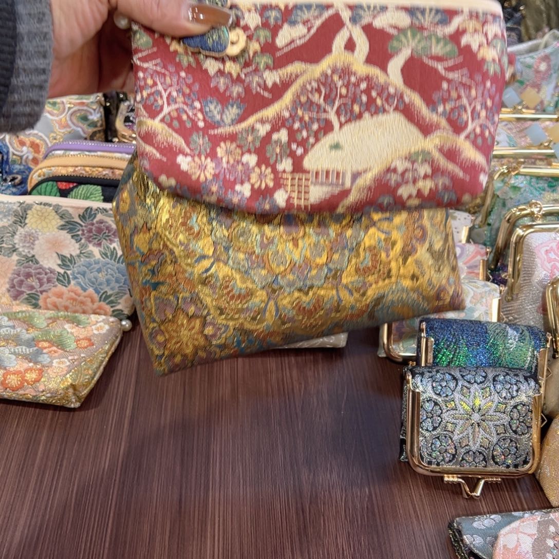 张***乖蚕丝三只包加小狗挂件