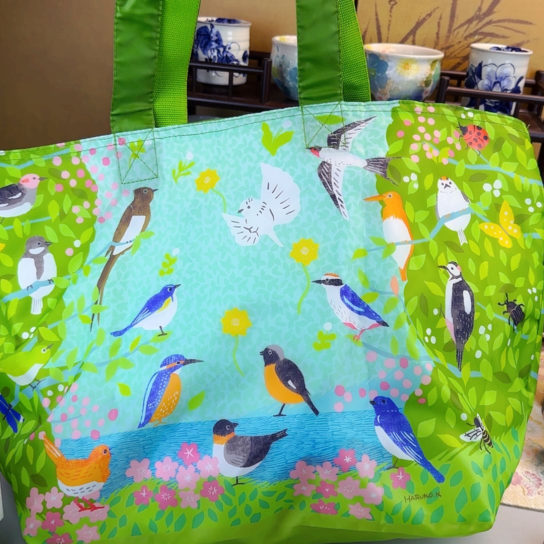 他家茶具瓷器真美