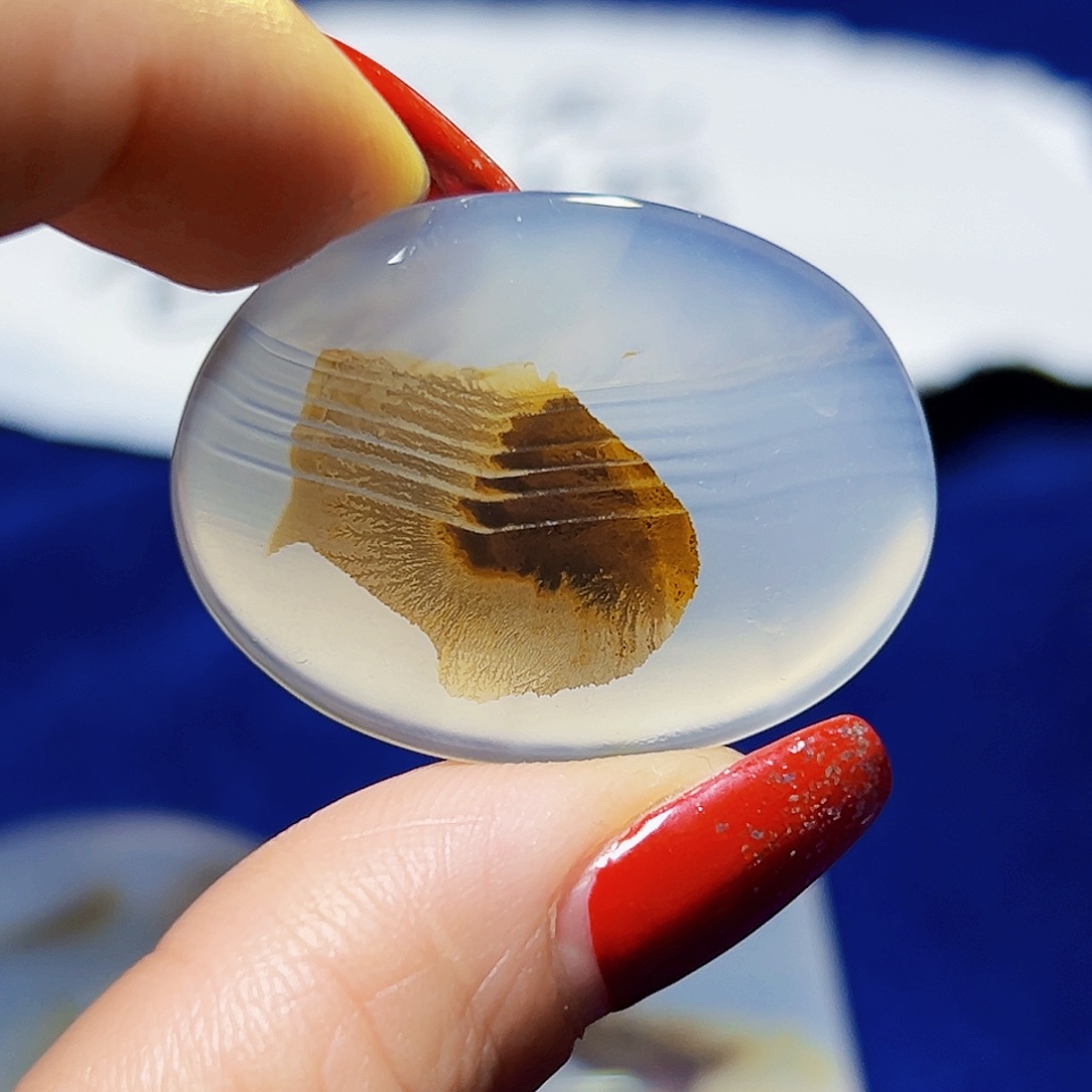 玛瑙/玉髓珠宝半成品未镶嵌天**月