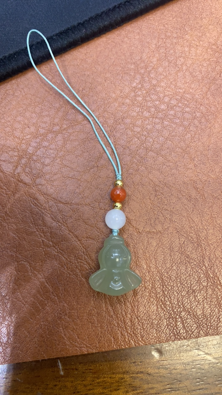 和田白玉情水小天使