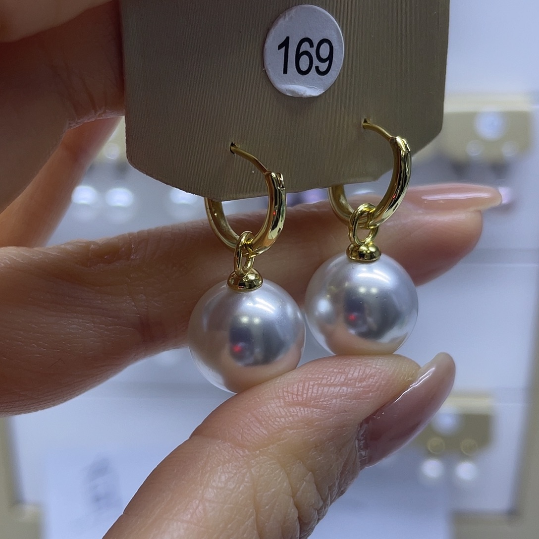 未镶嵌淡水珍珠耳饰