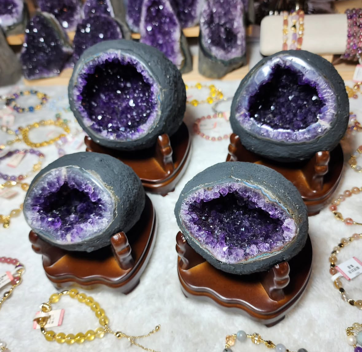 专拍链接，指定人员可拍下紫水晶摆件带矿标奇石