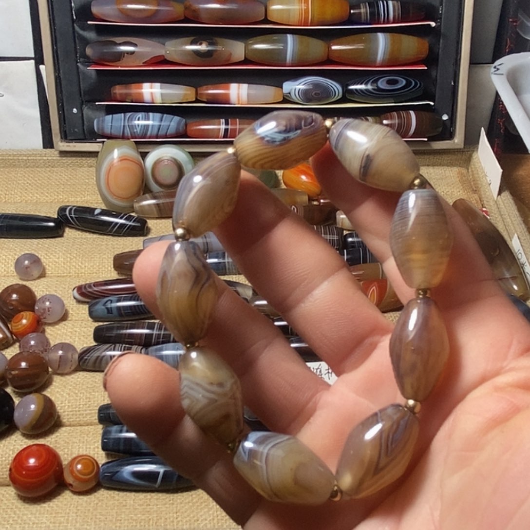 玛瑙/玉髓合金颈饰
