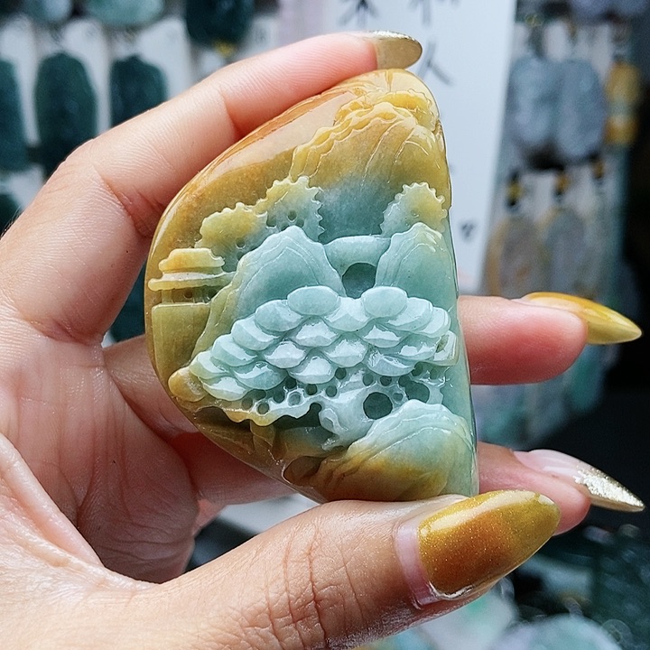 翡翠未镶嵌颈饰翡翠