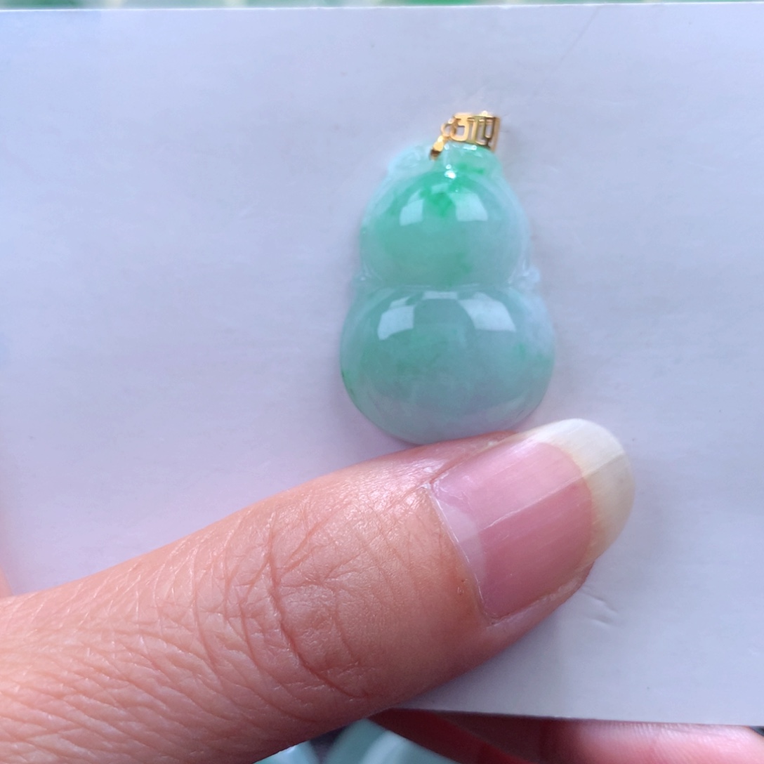 翡翠吊坠(不含链)18K金镶嵌