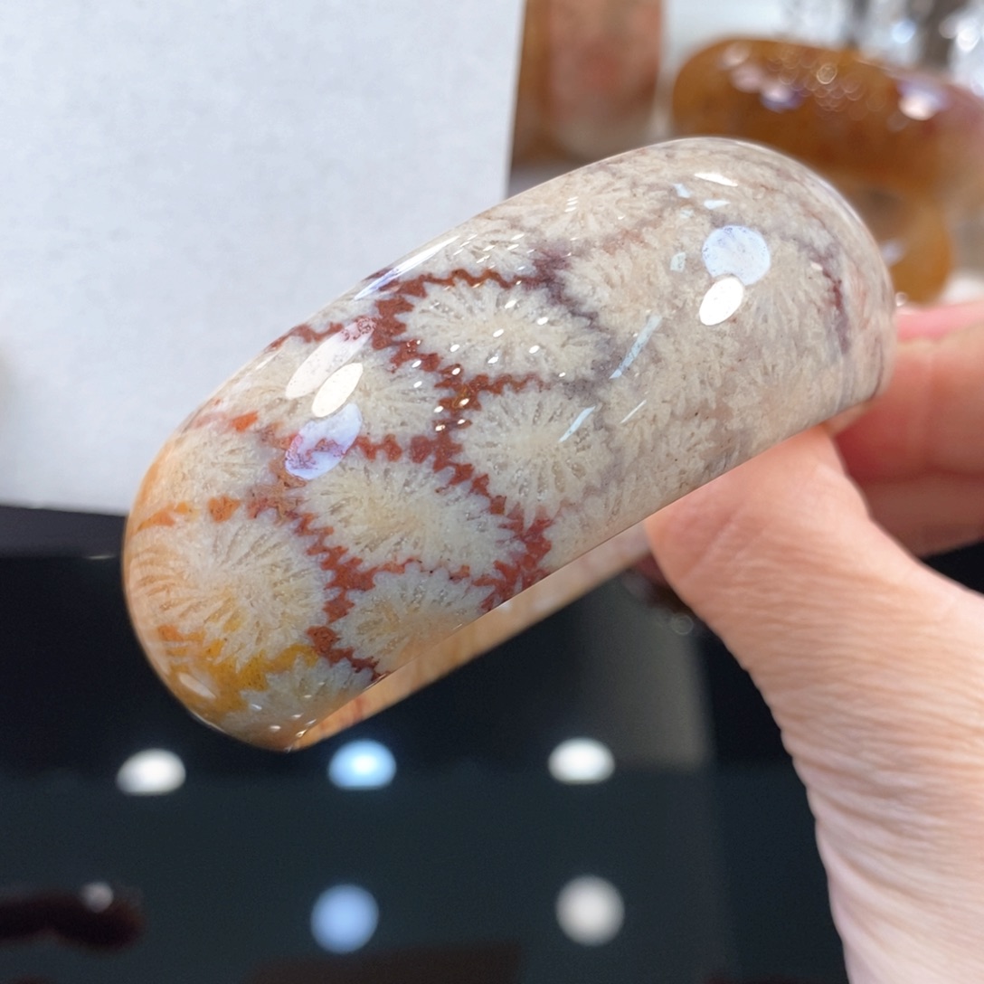 硅化珊瑚（珊瑚玉）手镯未镶嵌