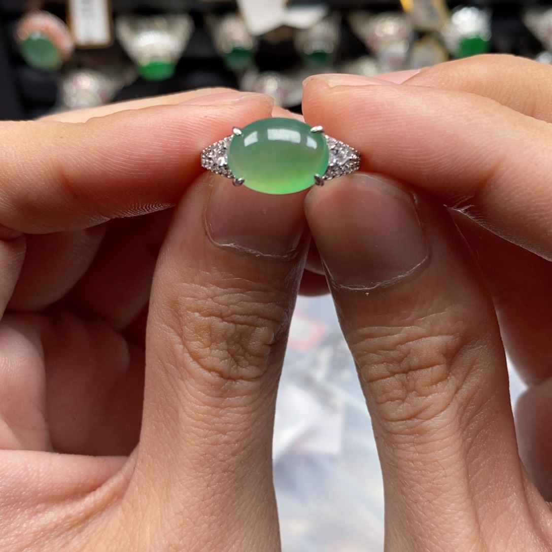 翡翠戒指银S925镶嵌甜*大天然缅甸翡翠a货