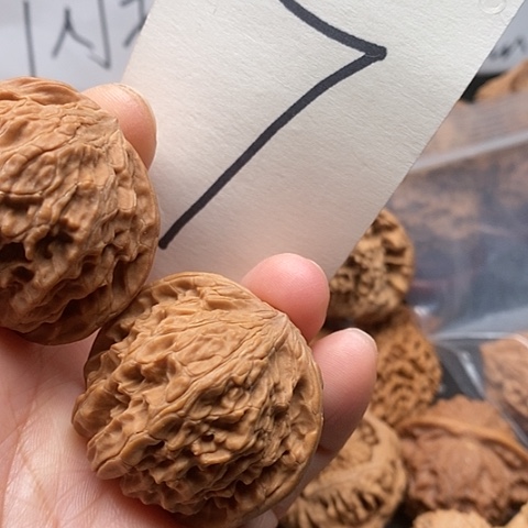 桃核吊坠40全品山地磨