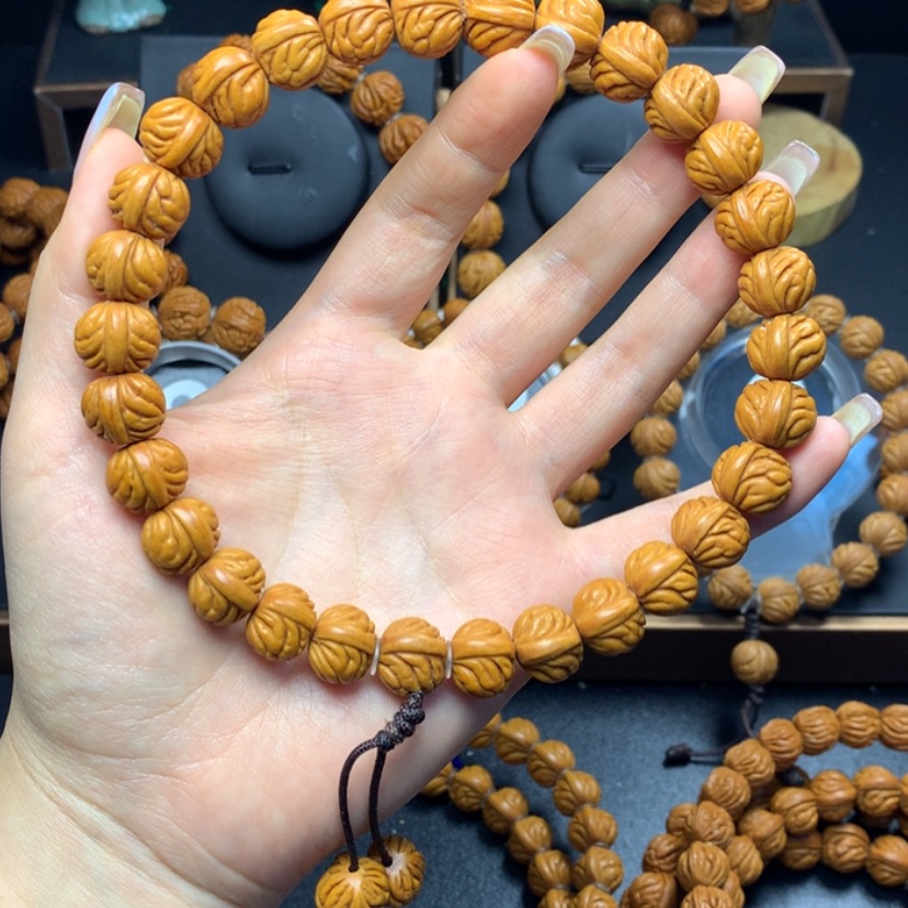 【闪购商品】桃核手串大*猴小龙纹13手持