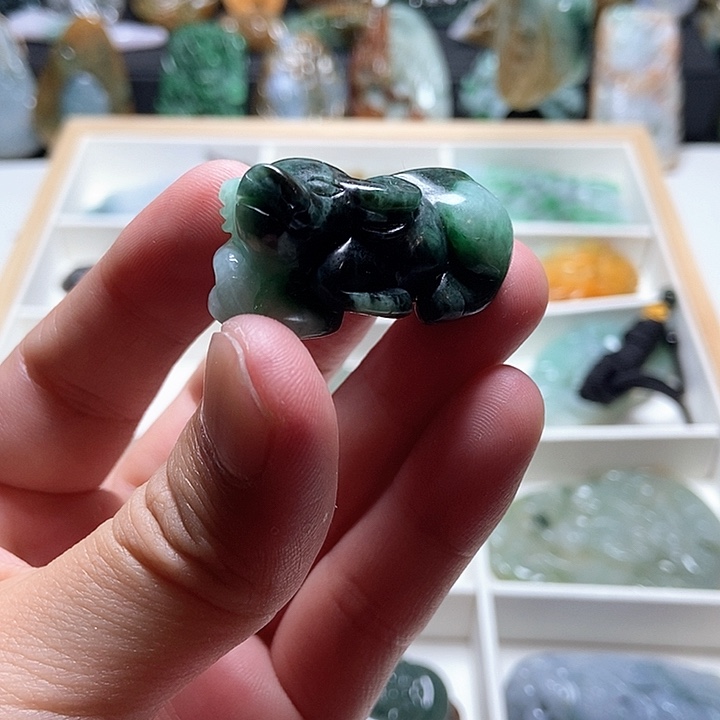 翡翠未镶嵌颈饰翡翠a货