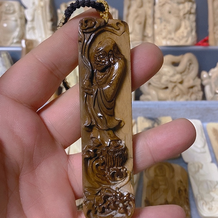 天然猛犸牙雕刻残次品