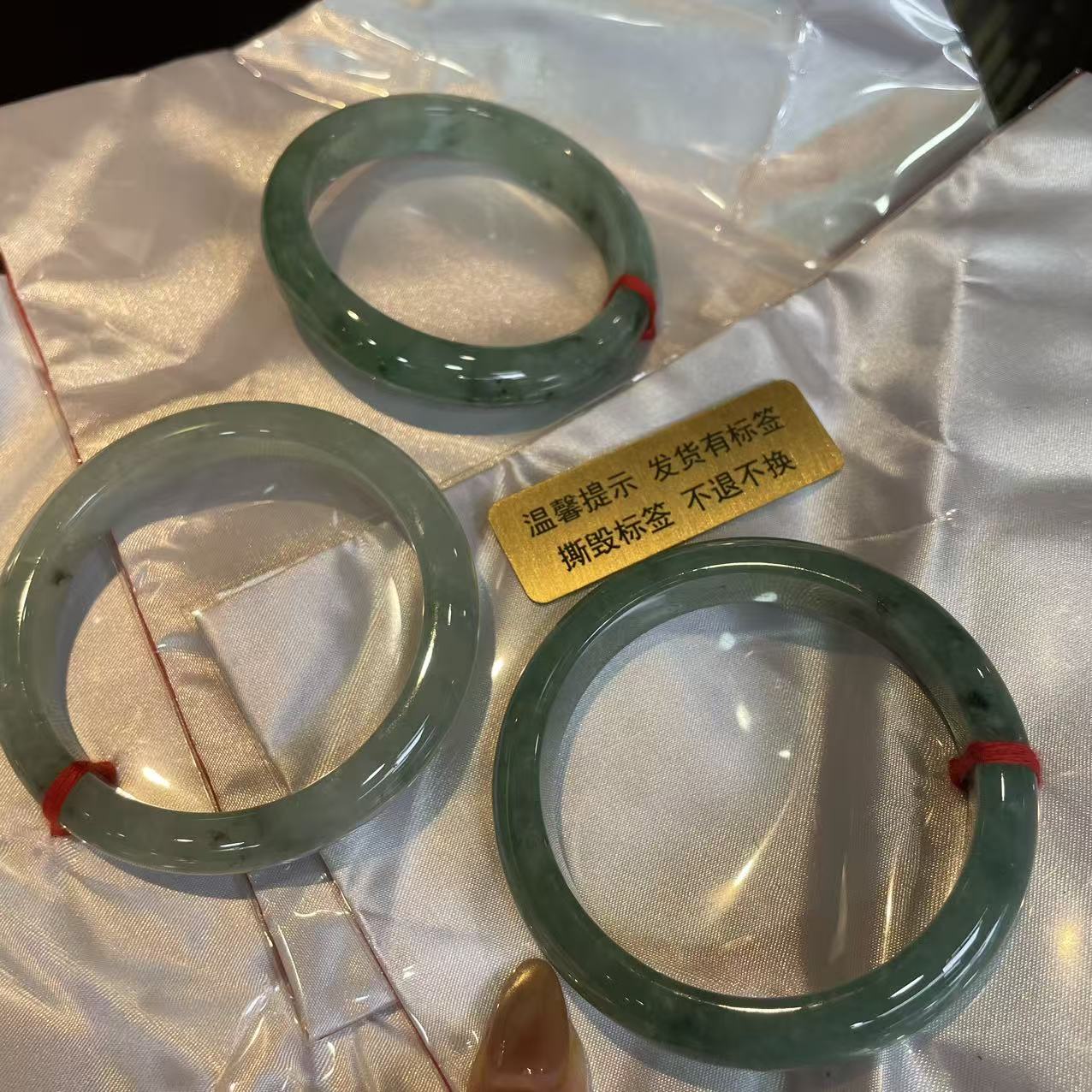 【胖】翡翠手镯多样性发其一@k（有天然飘花棉纹 ）