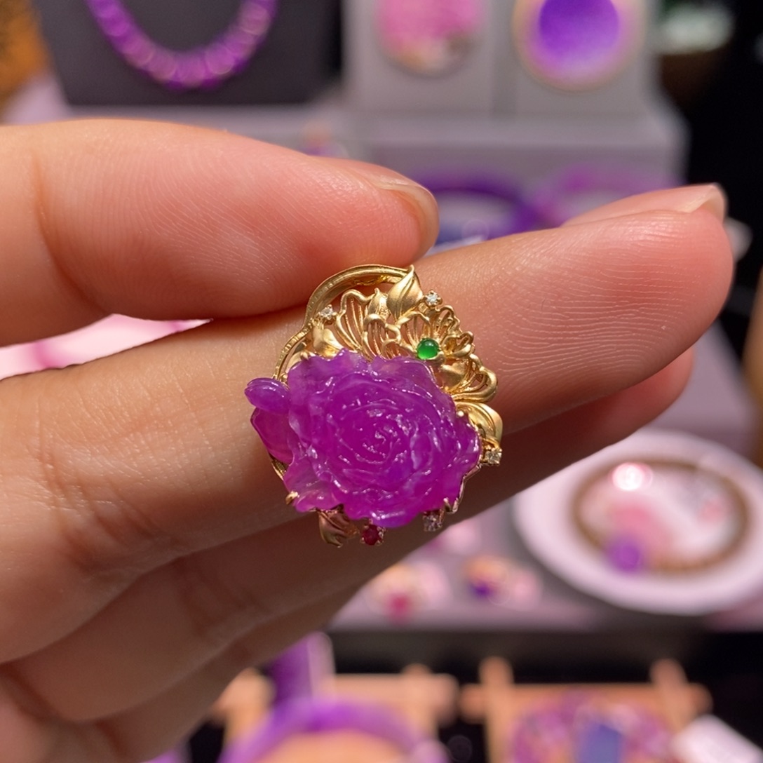 苏纪石（舒俱来）18K金镶嵌吊坠(不含链)