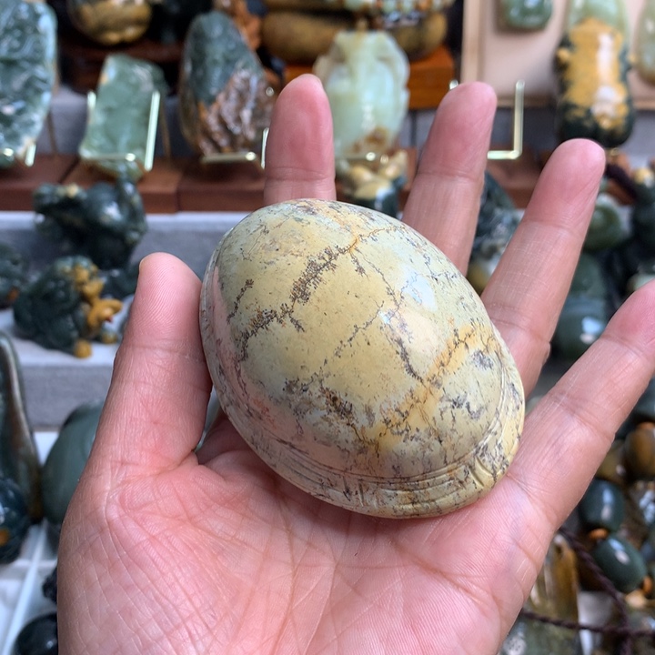 岫岩河磨玉（透闪石质玉）手把件未镶嵌¥****¥