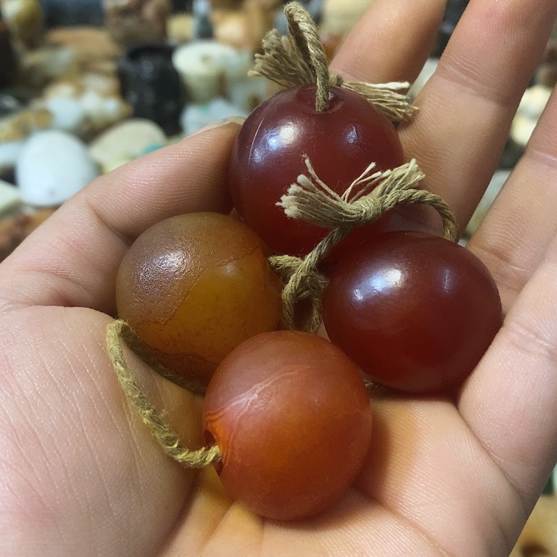 小***椒和田玉（糖玉）未镶嵌挂件