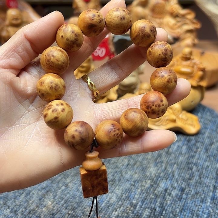 柏木太行崖柏手把摆件