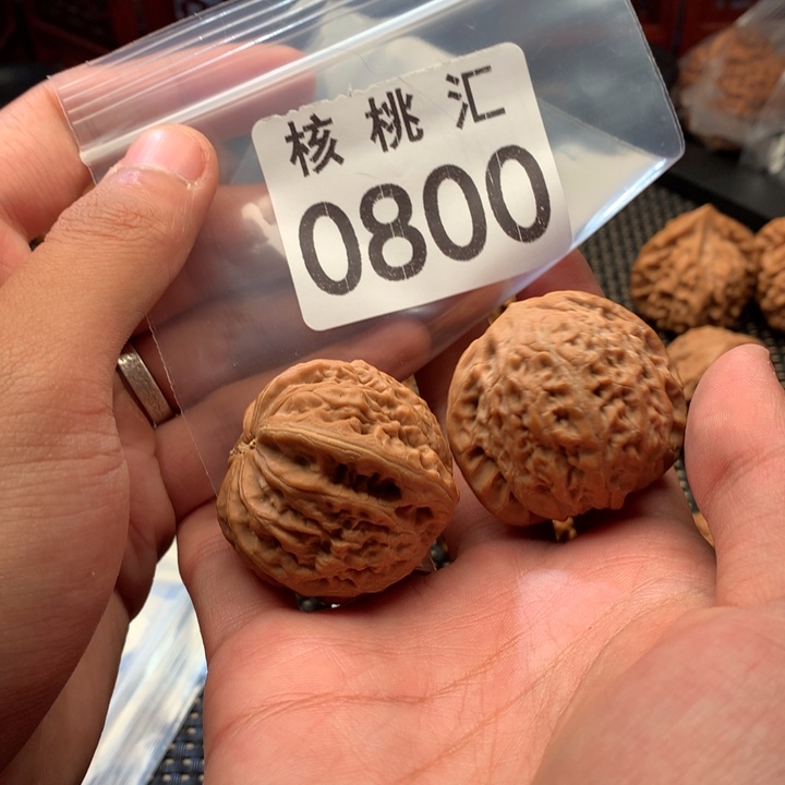 文玩核桃吊坠铁锤