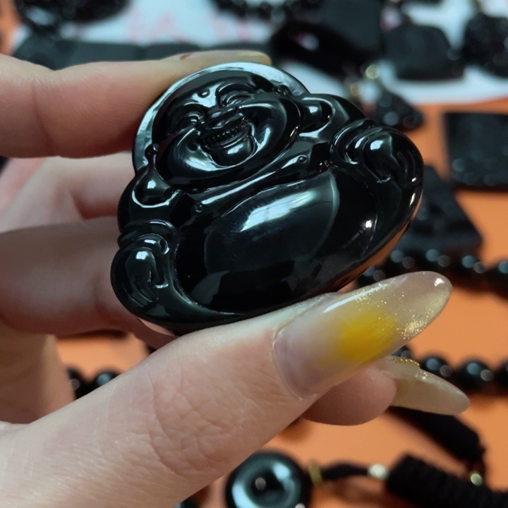 翡翠颈饰未镶嵌心**愿