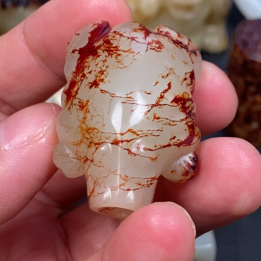 愚***公和田玉（糖玉）未镶嵌挂件