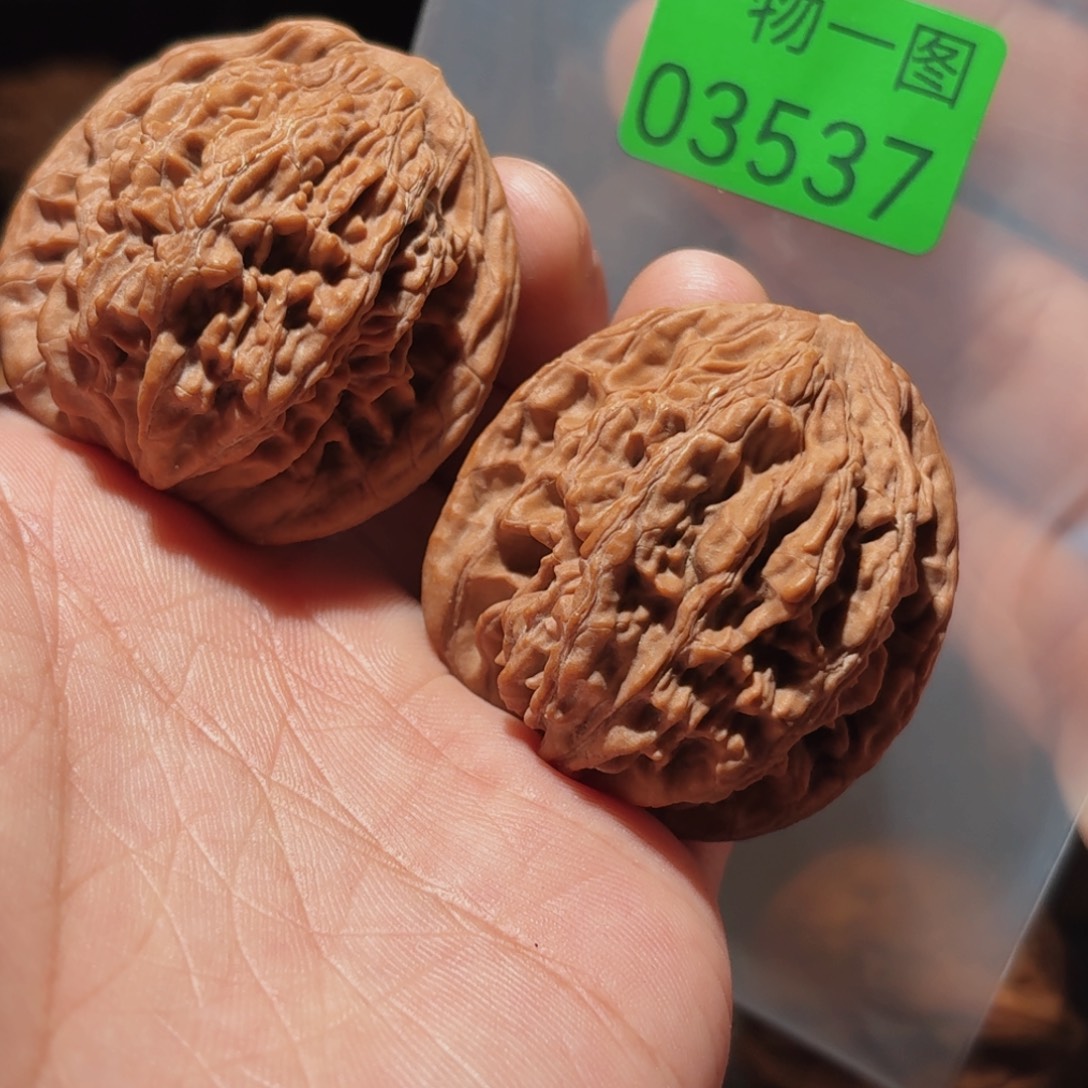 文玩核桃把件虎头