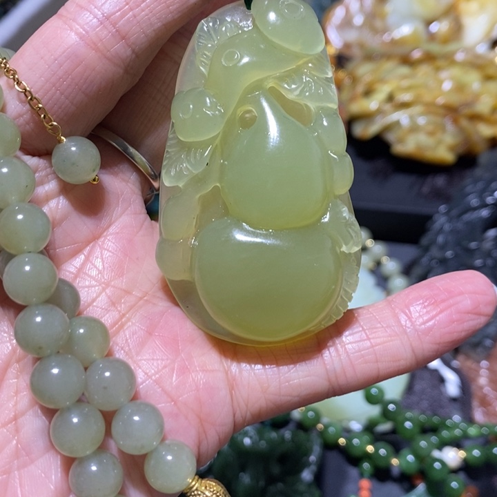 岫玉岫玉吊坠未镶嵌