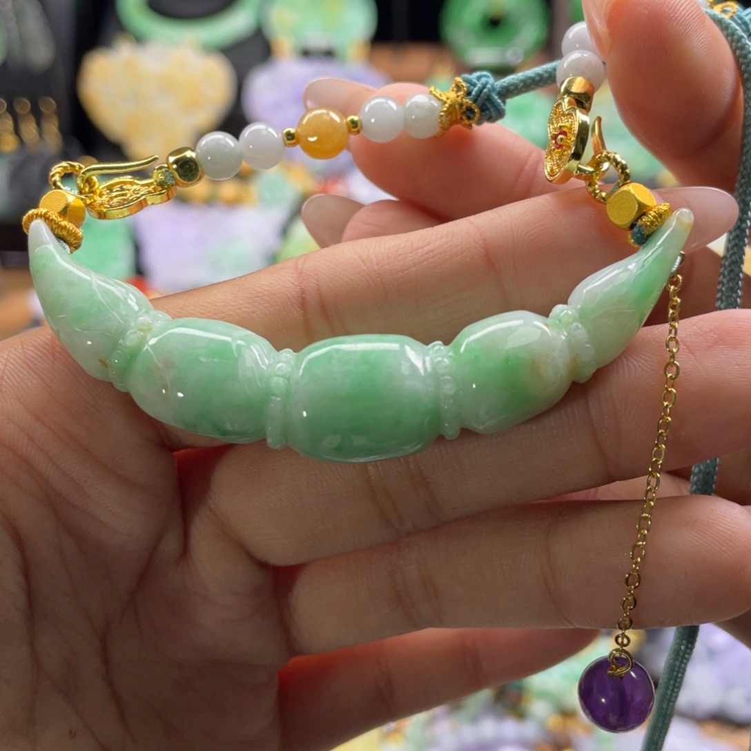 翡翠未镶嵌颈饰代编织