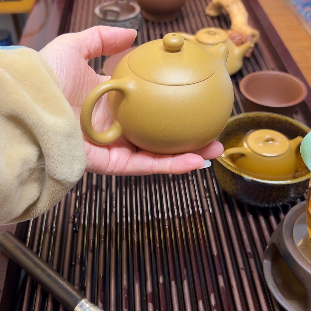 茶壶紫砂黄金段西施