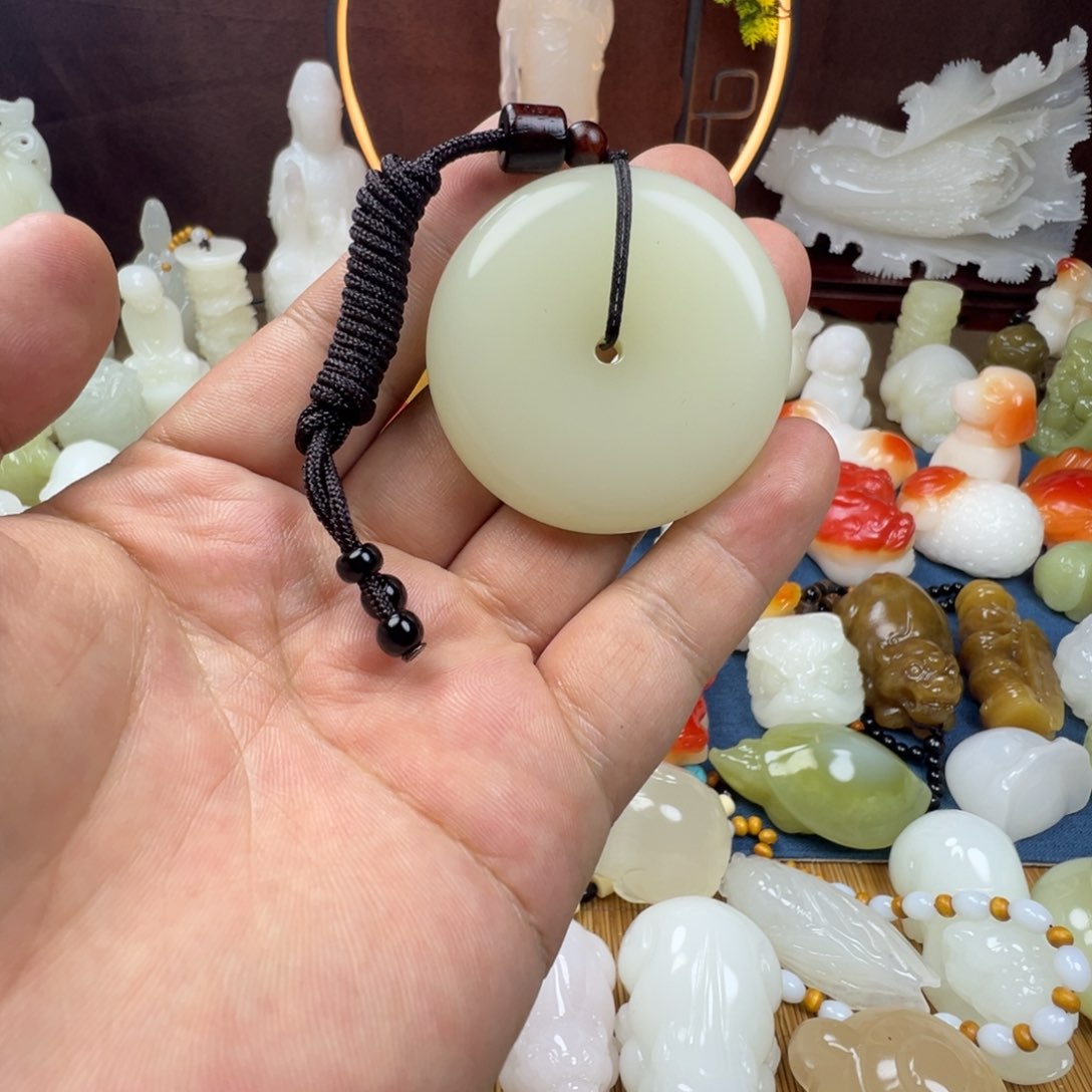 石材手工雕刻平安扣