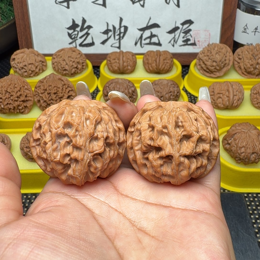 小***宇吊坠文玩核桃扫尖42苹果园