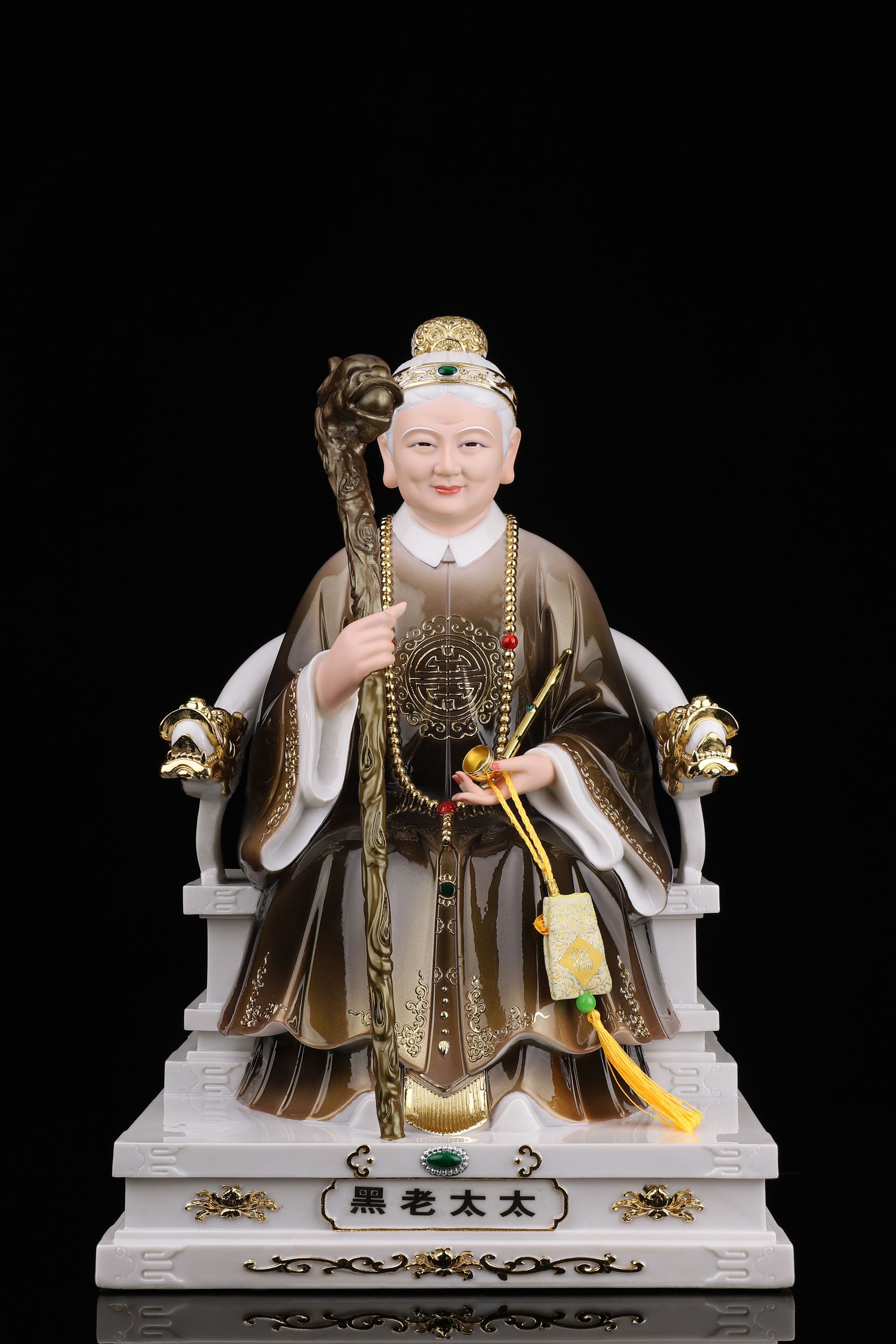 瓷彩黑老太太神像黑妈妈像体红色铁刹山黑奶奶供奉家用摆件工艺品