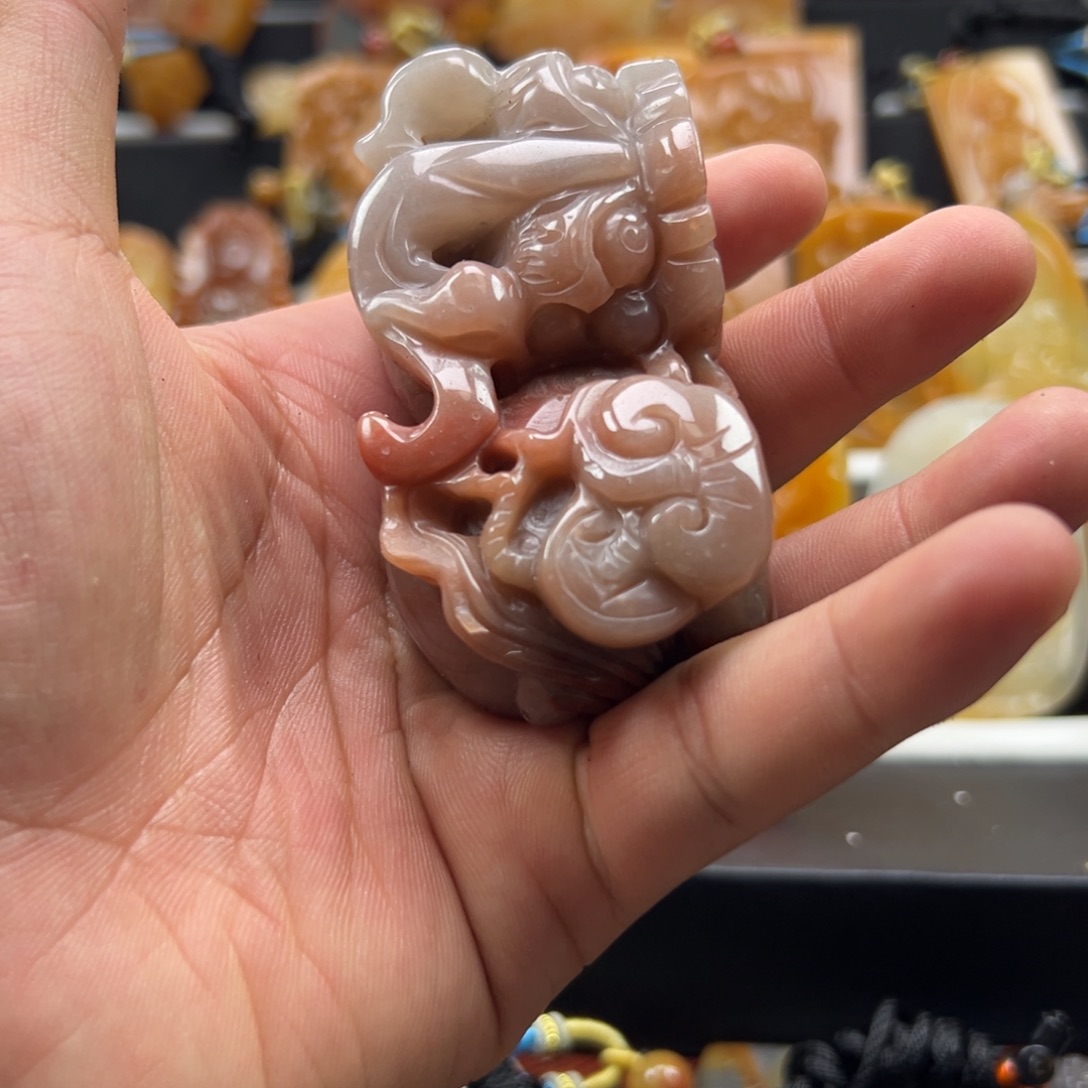 石英质玉（黄龙玉）未镶嵌hly