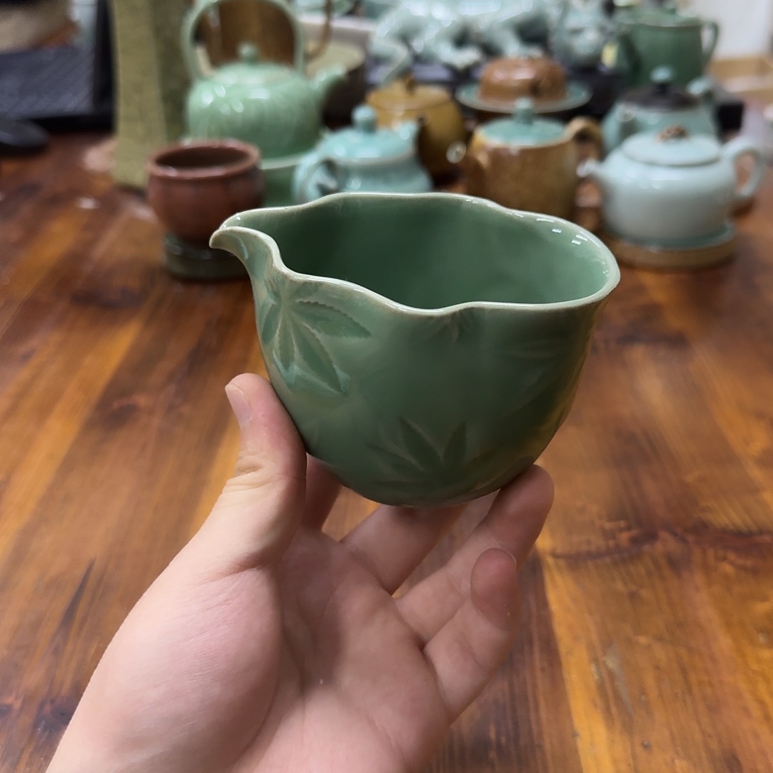 小仲龙泉青瓷微瑕1953